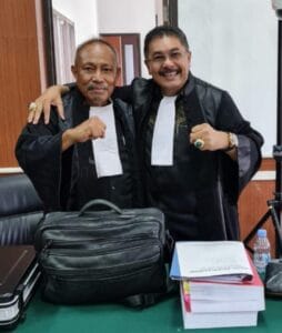 Hanafi dan Santrawan