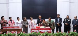 (Suasana malam acara tos kenegaraan)