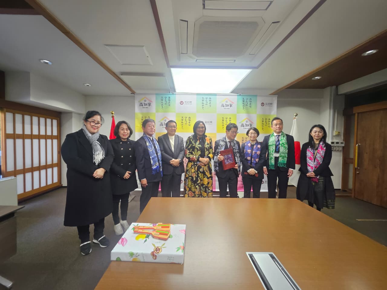 Anik Yulius Selvanus Diterima Gubernur Hamada Seiji, Bahas Penguatan Kerja Sama Sulut–Kochi