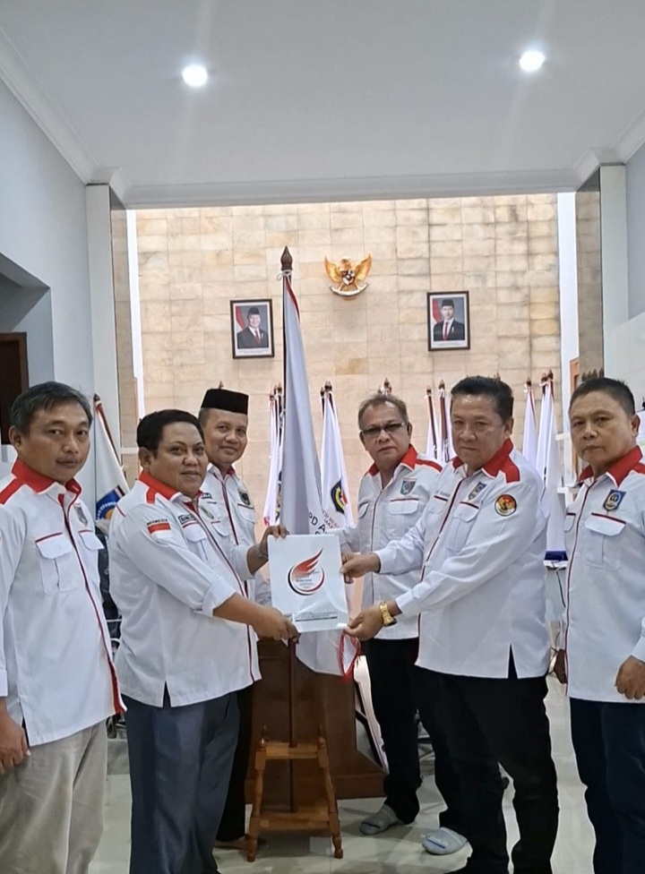 Felix Rapar Pimpin DPC Apdesi Merah Putih Bolmong