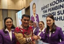 Rizya Ganda Davega Hadiri Rakorda Posyandu Sulut